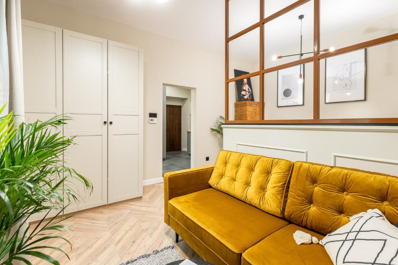 Househost Apartment : Topolowa 26/17 Krakow Bagian luar foto