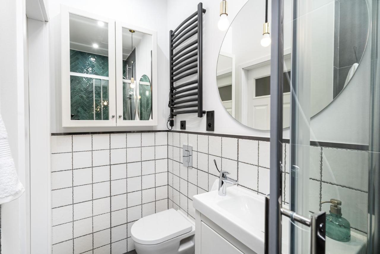 Househost Apartment : Topolowa 26/17 Krakow Bagian luar foto